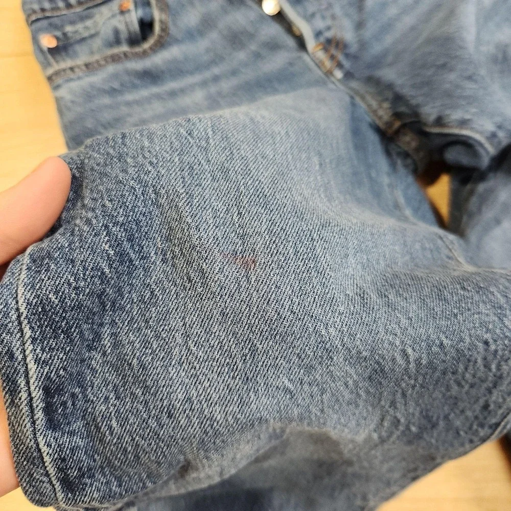 Levis 501 Jeans Womens 26x30‎ Medium Wash Blue High Rise Straight Denim Pants